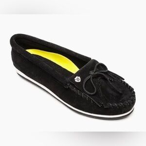 Minnetonka Women’s Kilty Plus Moccasins NWOB